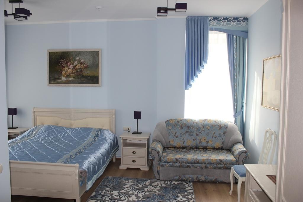 Turli Inn Maladzečna Exteriér fotografie