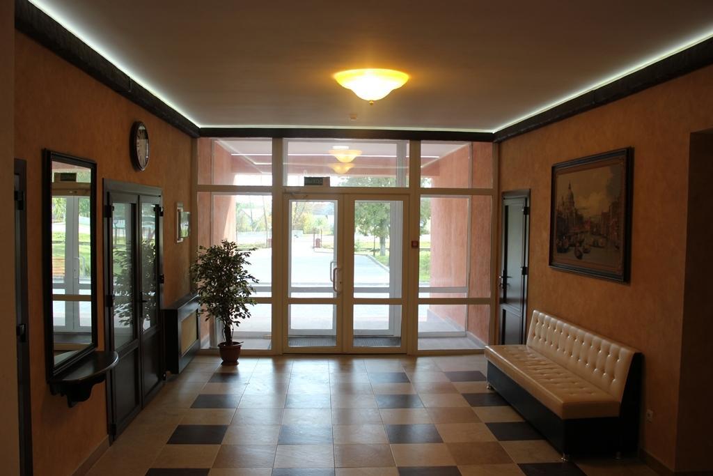 Turli Inn Maladzečna Exteriér fotografie